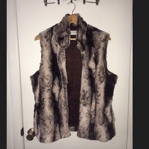 Alfred Dunner faux fur vest